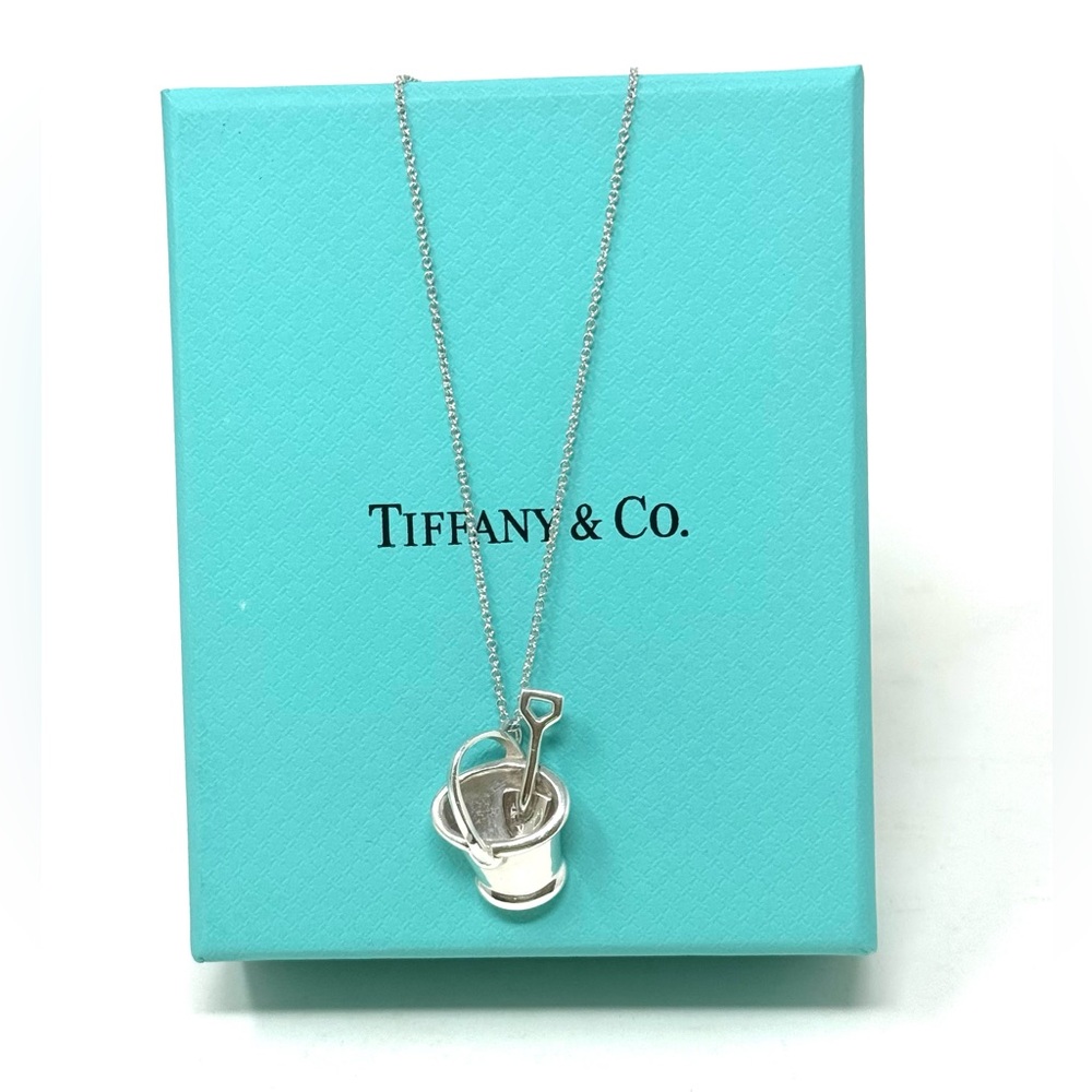 Authentic Tiffany & co Bucket/Scoop Pendant Necklace.